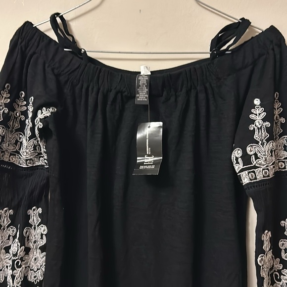 Tropic Heat by INC off shoulder silver on black appliqué polyester rayon size S - Picture 5 of 6